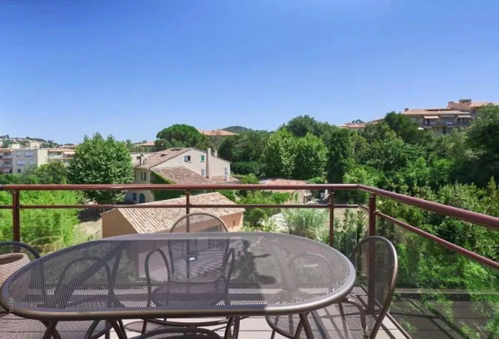 Контакты Appt Standing Sttropez Terrasse Piscine Parking
