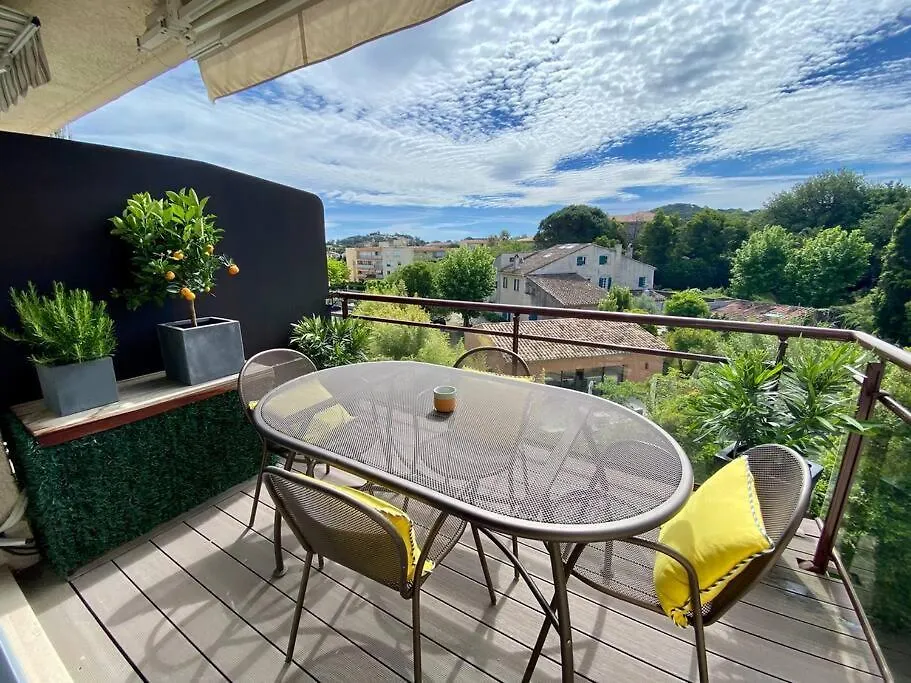Апартаменты Appt Standing Sttropez Terrasse Piscine Parking Сен-Тропе Франция